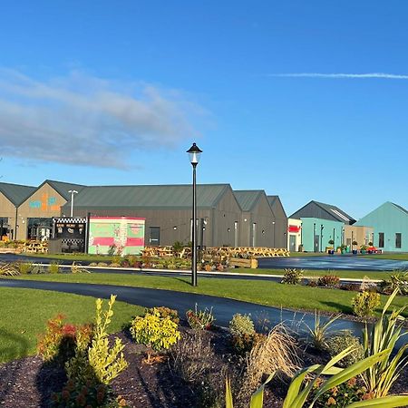 Luxurious Three Bedroom Caravan Jaywick Sands Экстерьер фото
